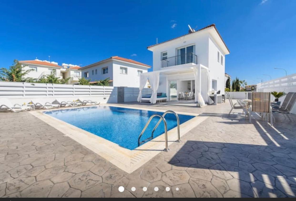 Villa Kolibri- Mythical Sands Paralimni Exterior photo
